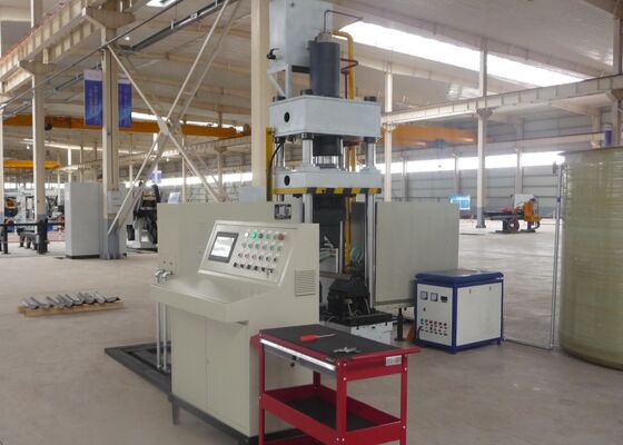 700mm Bending Plate Width CNC Bending And Heating Machine 1600KN Oil Tank Pressure
