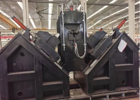 About 150KW Total Power CNC Angle Drilling And Marking Line 9 CNC Axes Hydraulic Station Air Cooling Method