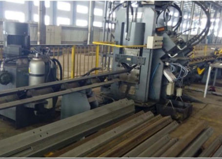 Φ26×12 Max. Punching CNC Angle metal Punching Marking And Shearing Line 3 CNC Axes