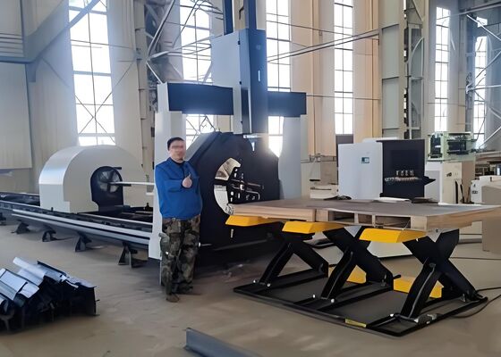 Model LC2412 CNC Laser Tube Pipe Processing Machine For  Carbon/Stainless Steel Pipes